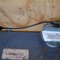TAPA DE COMBUSTIBLE INTERIOR MITSUBISHI MONTERO G2 SPORT 2010