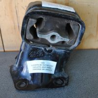 SOPORTE DE MOTOR LADO COPILOTO JEEP GRAND CHEROKEE WK 2005-2010